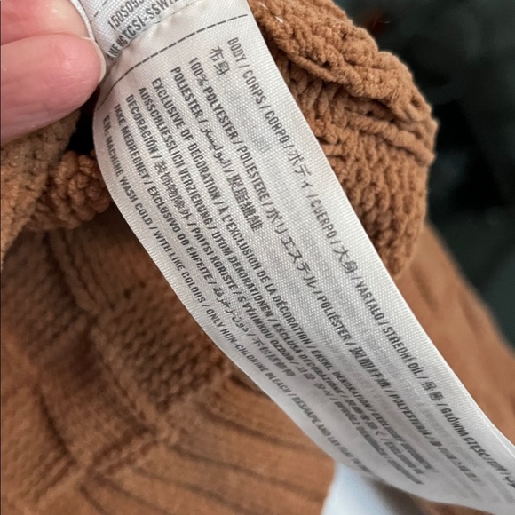 Abercrombie and Fitch V-Neck Sweater in Rich Brown - Picture 3 of 3